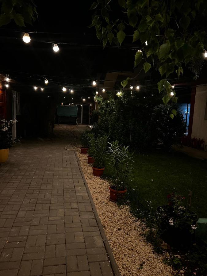 Vila Iris Mamaia Nord Неводарі Екстер'єр фото